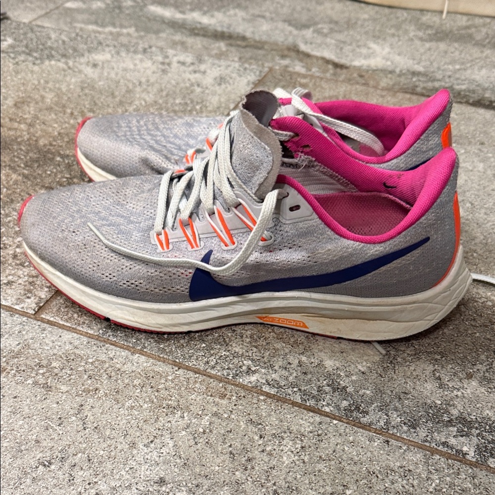 Nike Women's Air Zoom Pegasus Wof Gray and Pink Sneakers with Blue Swoosh